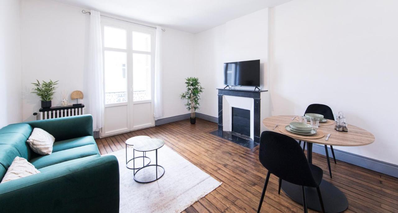 Appartement Avec Balcon A 250 M De La Gare, Hyper Centre Tours Zewnętrze zdjęcie